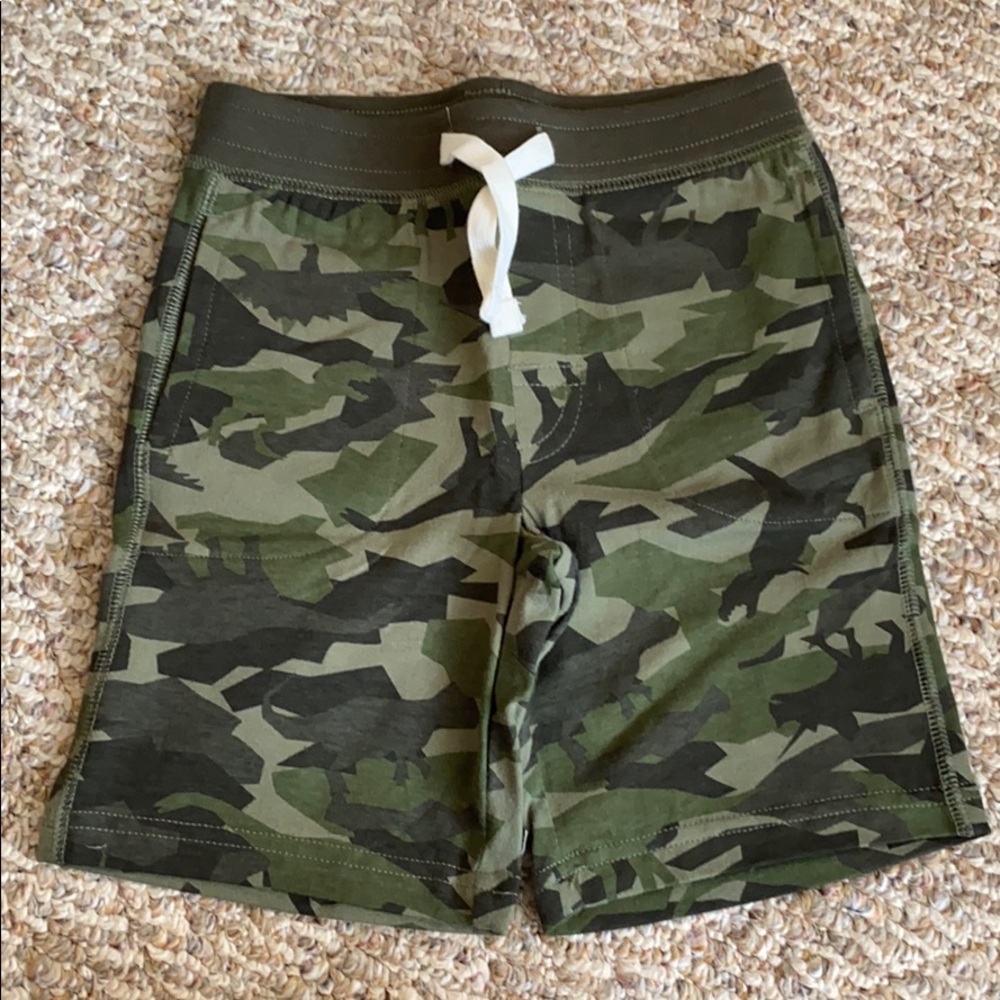 NWT boys knit shorts size 4 years
